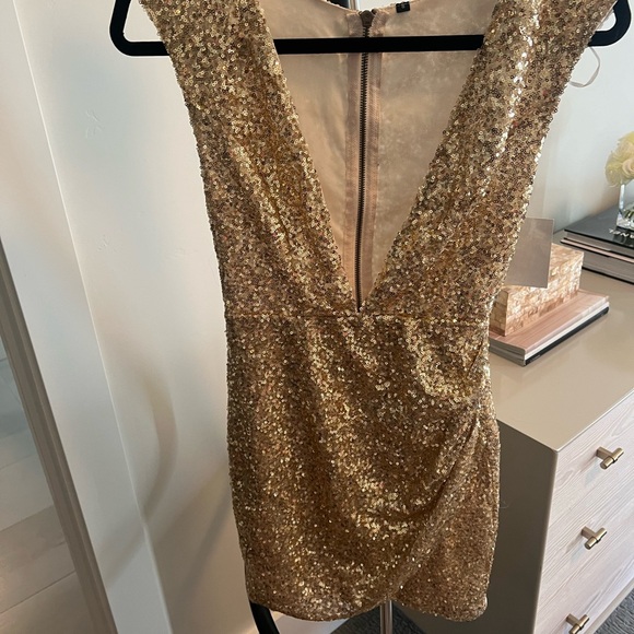 Gold sequin dress - Picture 6 of 6